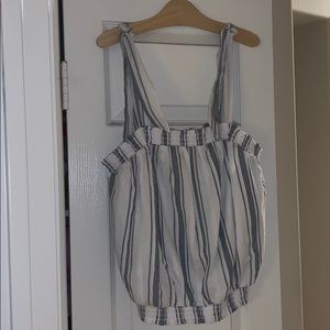 Tied Summer Top (NWOT) never worn!